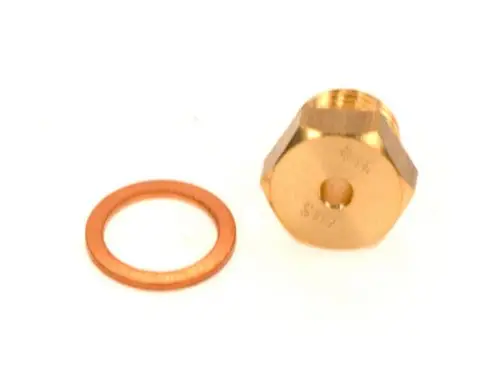 Bild eines metallenen Gasdüsenanschlusses in hexagonaler Form, daneben eine kupferne Dichtung. Beide Teile sind zur Verwendung in Gasgeräten geeignet, möglicherweise von der Marke Bosch.